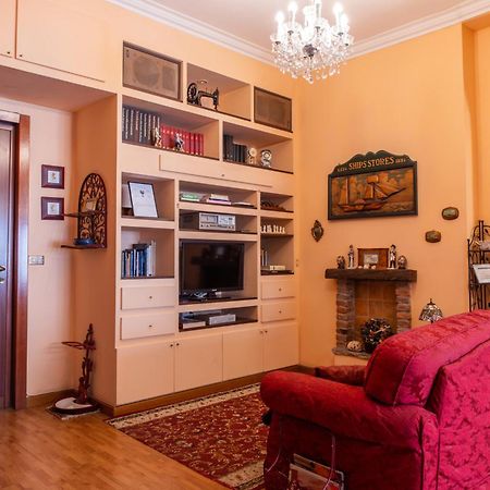 Duomo Walking Distance Elegant Flat With View Lägenhet Milano Exteriör bild