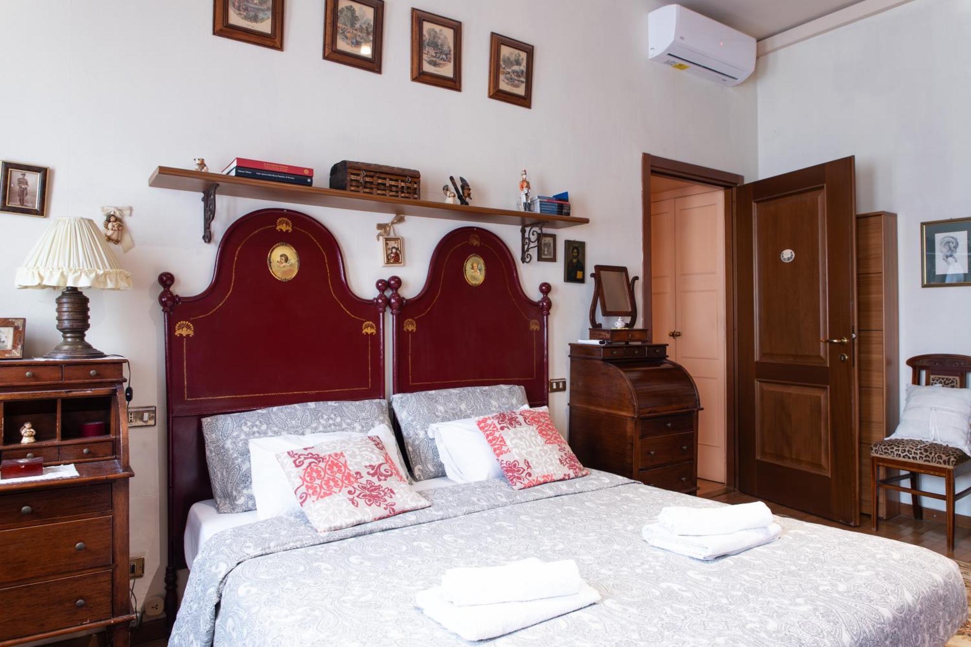 Duomo Walking Distance Elegant Flat With View Lägenhet Milano Exteriör bild
